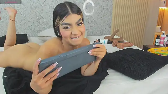 Antonella_westのライブXXXチャット