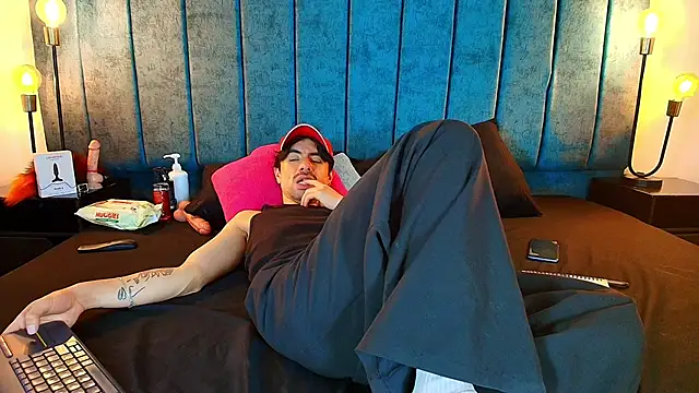 Ethan_Briggs_ – Kamerová šou