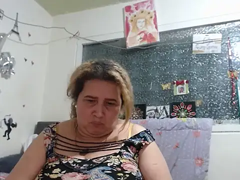 دردشة Perla1981-- الجنسية المباشرة