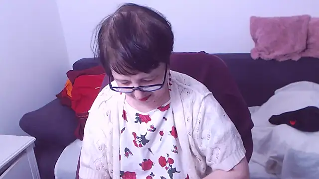 ChristaRose: онлайн-секс-чат