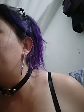 Pokazy przed kamerką – sophie_banger