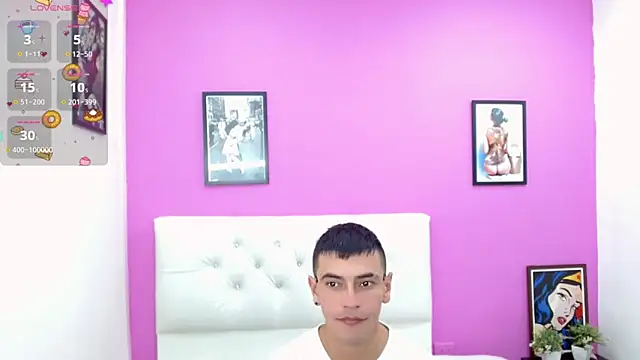 XXX chat uživo modela Alexx_bigcockk