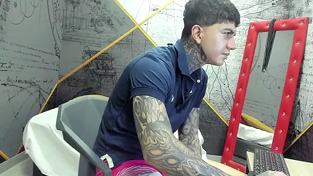 Gury_tattoo's Live XXX Chat