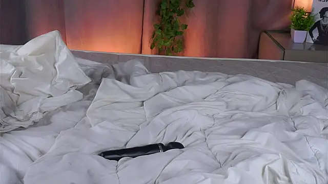 AmparoCilek's Live XXX Chat