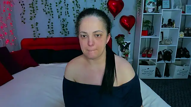 DarlingMilf – Kamerová šou