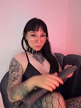 Ravenna666_ – Naživo XXX chat