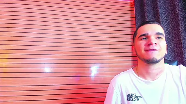 TheBatMansion Chat XXX in diretta