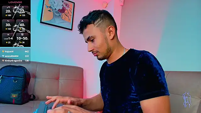 Valentiinoss 라이브 XXX 채팅