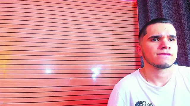 TheBatMansionのライブXXXチャット