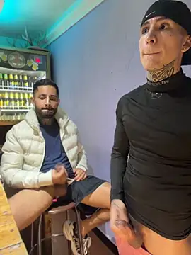 _Tomy08calderon's Live Sex Cam Show