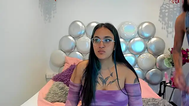 Samanthaa_Evanss Show Webcam