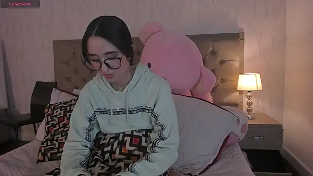 แชท XXX สดของ Lila_clark