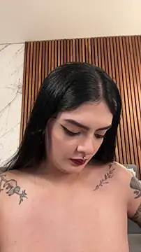 Chatroom XXX en direct de AliceRitter