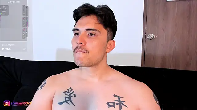 jasonxd9898 élő XXX-chatje