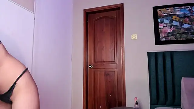 LyraVendrellのライブXXXチャット