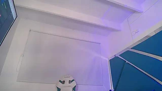 Lunaa_Scarlett élő XXX-chatje