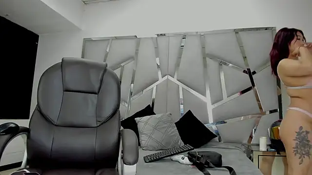 Catherinee69_xn Live XXX chat