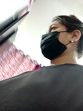 shilpa-singh's Live Chat Room