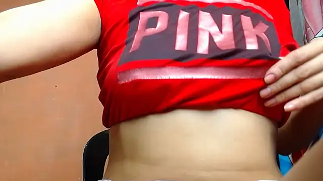 Chat +18 de chandra_haraa ao vivo