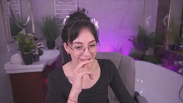 Chat +18 de EviLune ao vivo