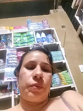 Chat +18 de MIA-LARIOS ao vivo