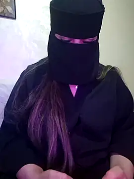 Queenhoiyam – Kamerová šou