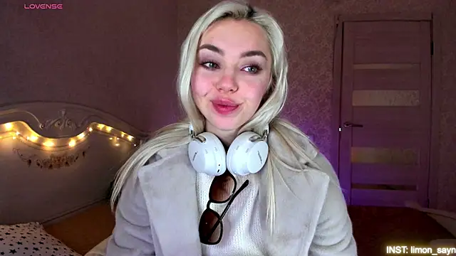 LillyMoure_ – Naživo XXX chat