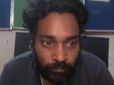 Oronnay8 Live XXX-Chat