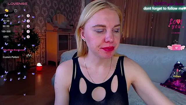 LiSinDoll Chat XXX live