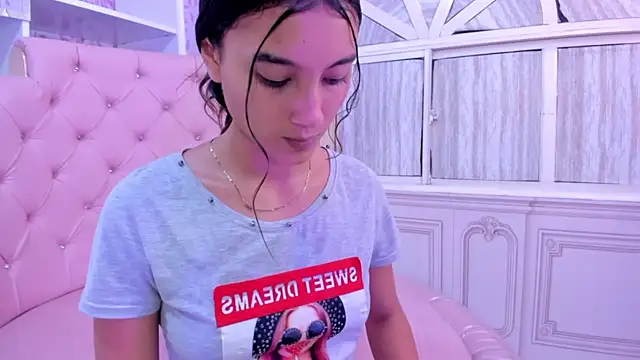 Živý XXX chat Ivy_rae_xxx