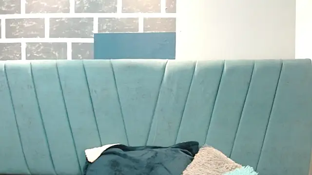 Sweet_kitty_05: απευθείας συνομιλία ΧΧΧ