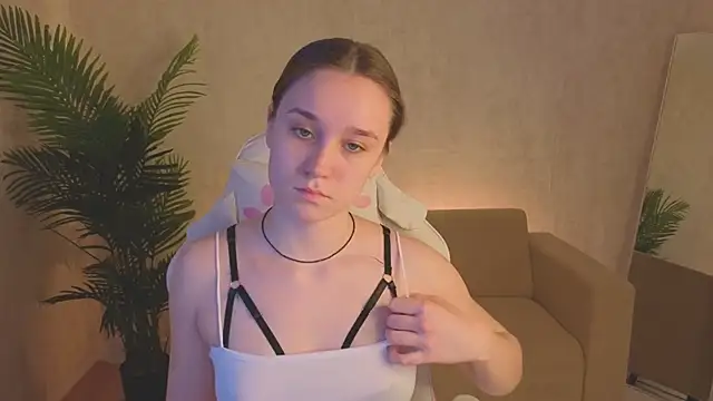 SweetieBlush Pertunjukan Webcam