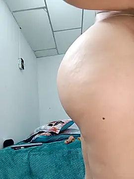 Živý XXX chat princess_Curves