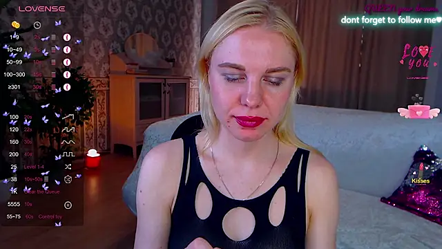 Chat +18 de LiSinDoll ao vivo