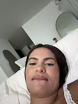 Show de Irina_Velvett na webcam