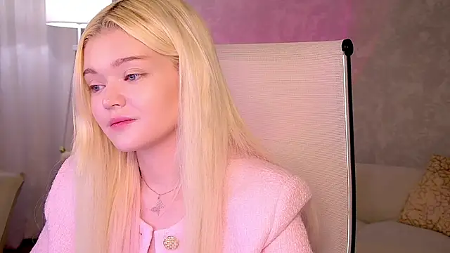 Chat +18 de AdeleCartier ao vivo