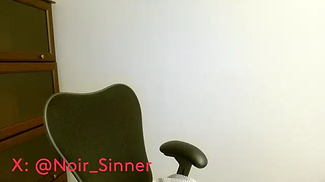 Онлайн чат XXX sinnernoir