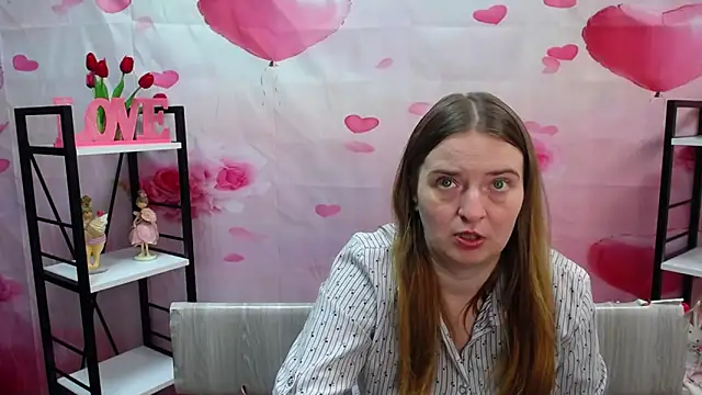 FreyaDak 라이브 XXX 채팅