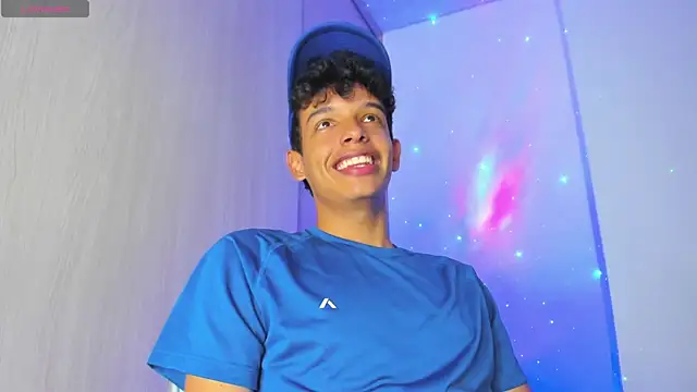 Maxfrost1 live XXX chat