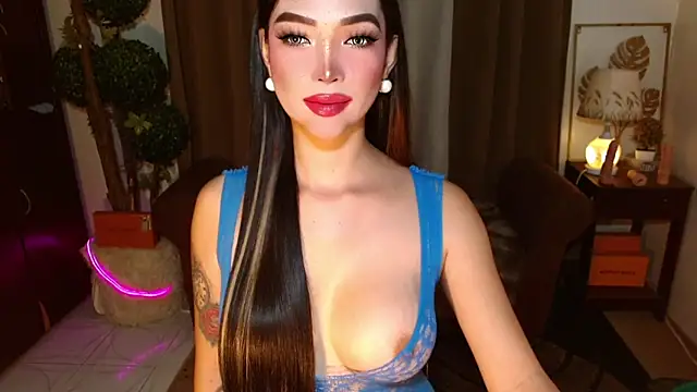 MouthWatering_Ayesha Show Webcam