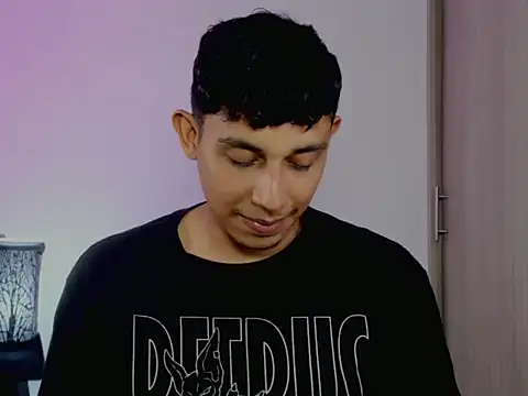 nilo2021 Webcam Show