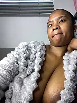 __Fifi: онлайн-секс-чат