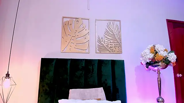 AndraCyruss: онлайн-секс-чат