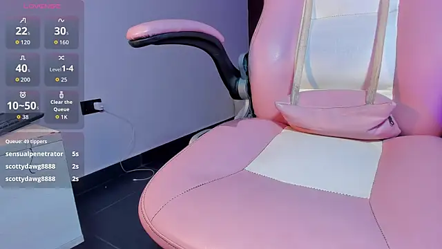 Astrid_leon live XXX chat