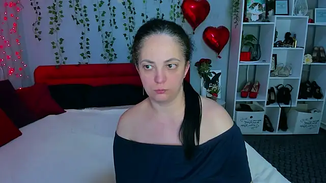 DarlingMilf – Kamerová šou