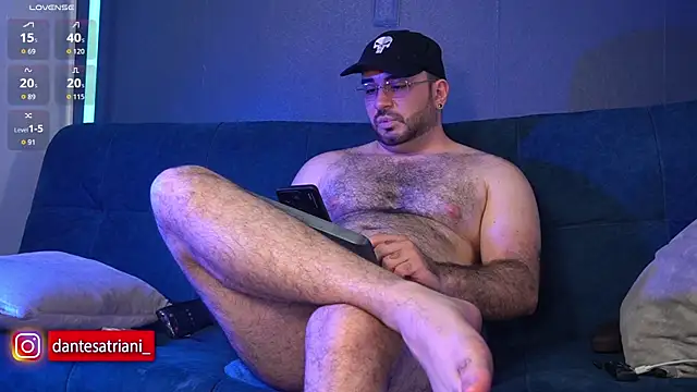 แชท XXX สดของ dantesatrianii