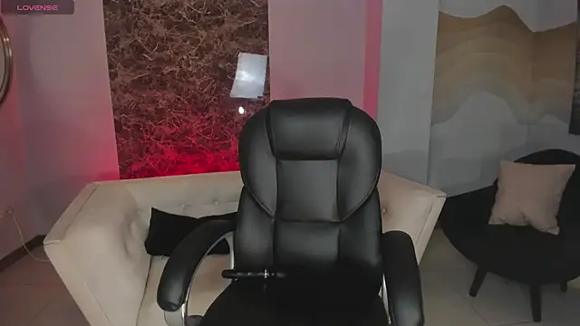 XXX chat uživo modela JuanitaClay