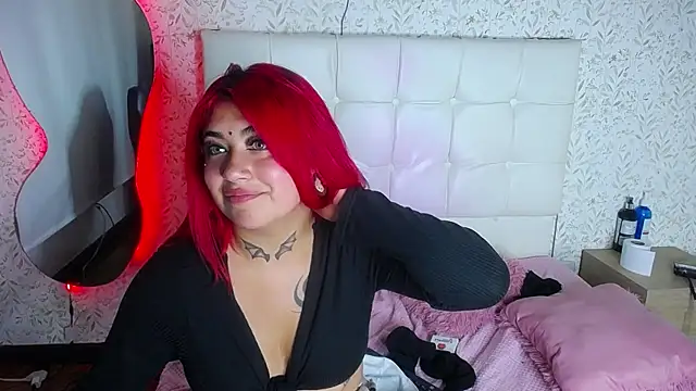 XXX chat uživo modela Edelyn_ink