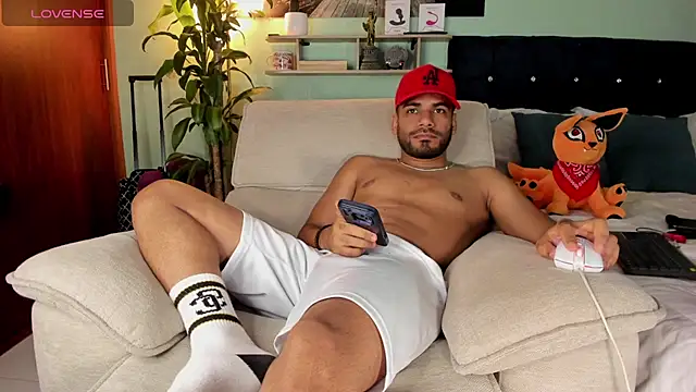 Neganhot_ Adlı Modelin Web Kamerası Şovu