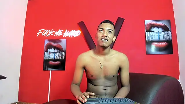 BLACK_BOYS1: διαδικτυακό σόου στην κάμερα